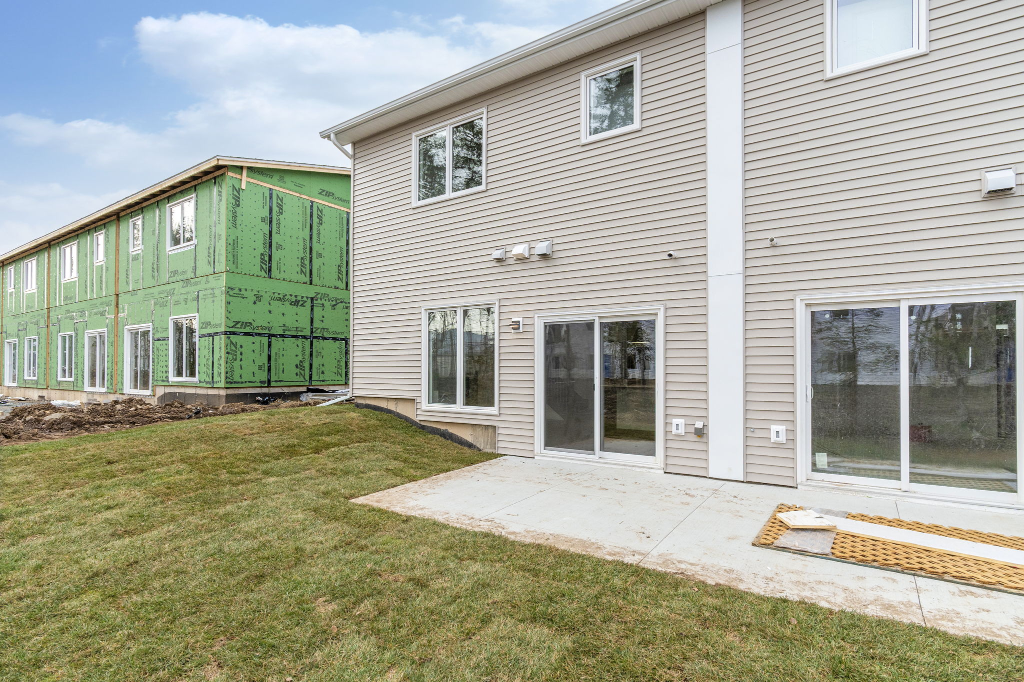 Sophies Cres Townhomes — photo 11 of 12