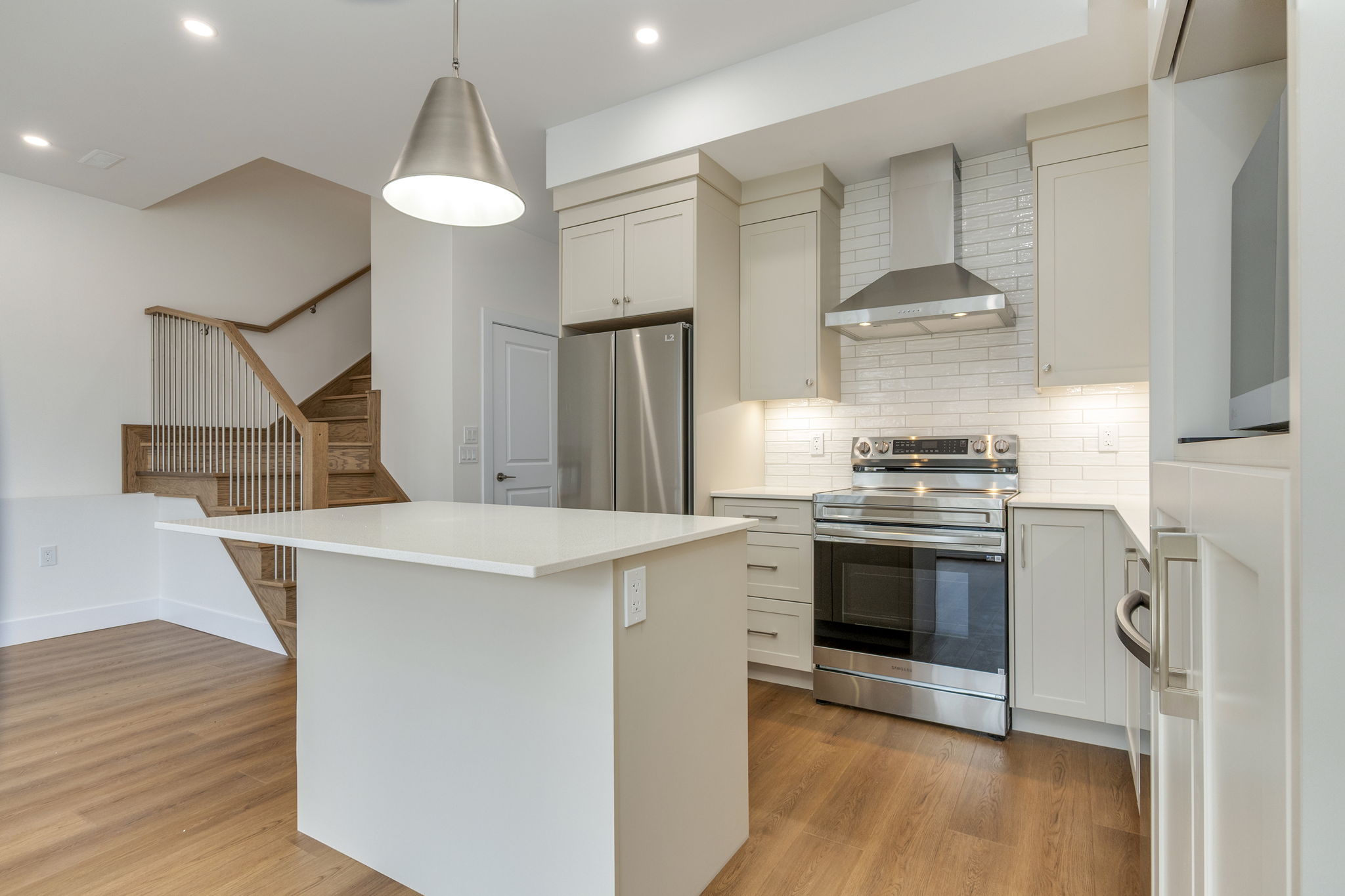Sophies Cres Townhomes — photo 3 of 12