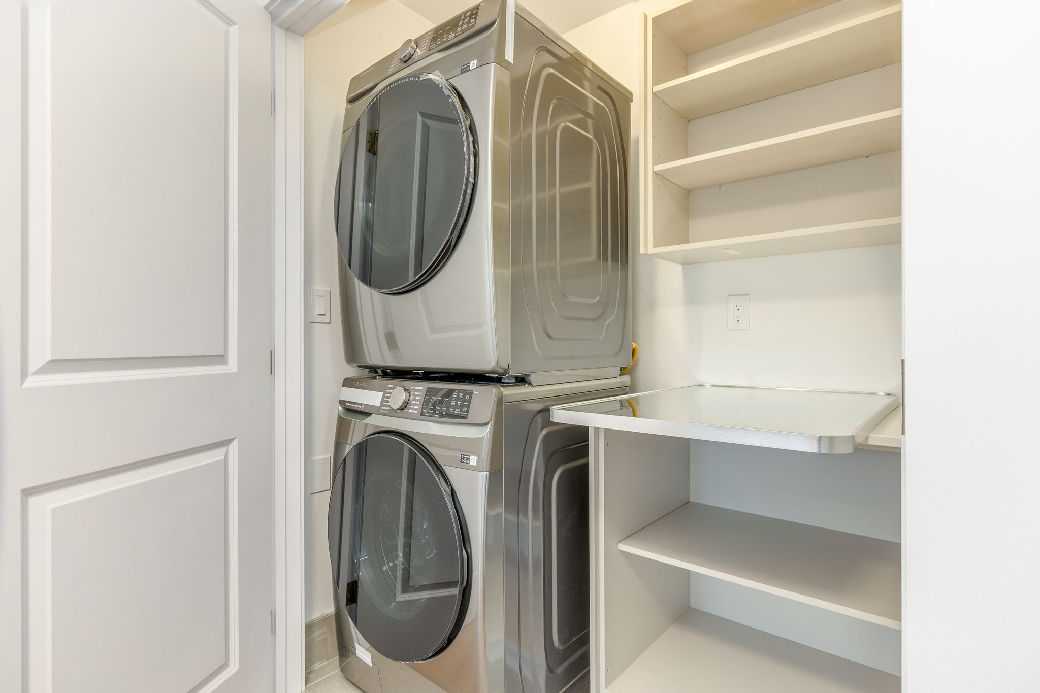 Sophies Cres Townhomes — photo 9 of 12