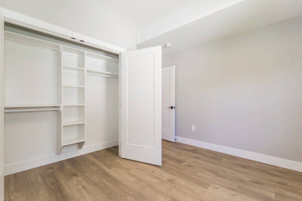 5796 Prospect Road — photo 7 of 9